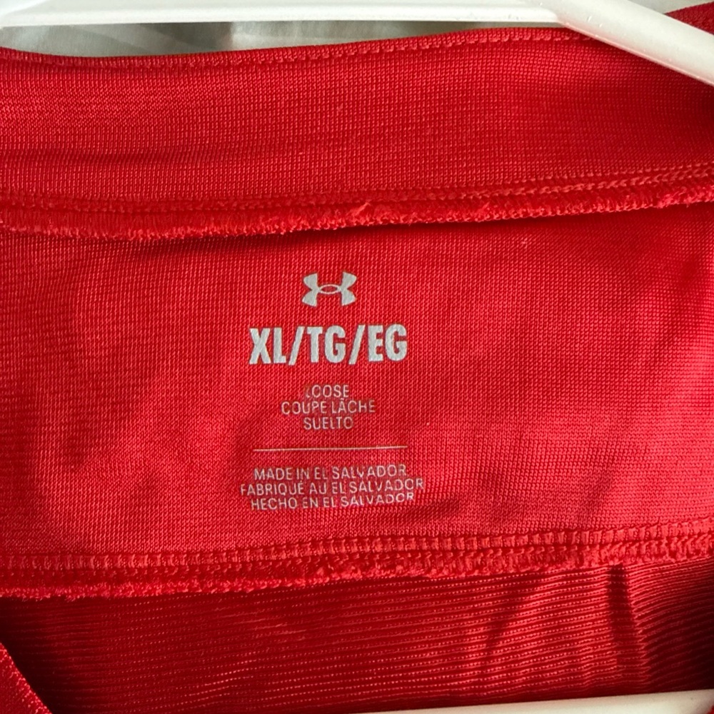 Under Armour Men's Red Jersey with Striped Sleeves - Picture 4 of 7